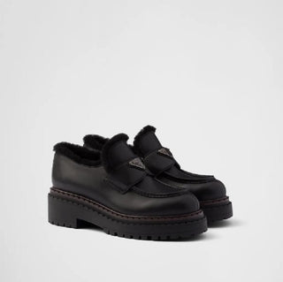 Prada İçi Tüylü Deri Kadın Loafer