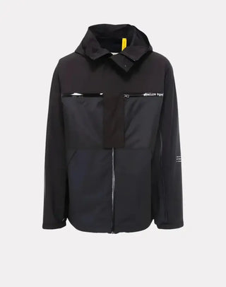 Parça Tasarımlı Sırt Çantalı Ceket