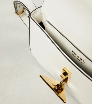 Kapaklı Saffiano Deri Omuz Çantasi