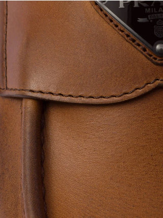 Komple Deri Metal Logo Detaylı Loafers