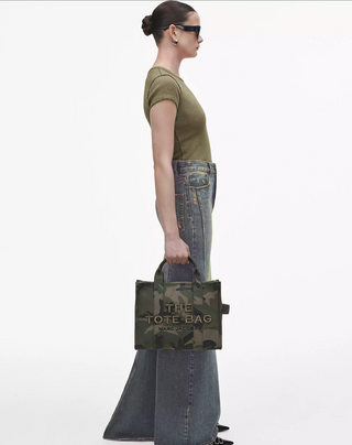 Marc Jacobs Medium Camo Jakarlı Alışveriş Çantası