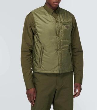 Prada Dolgulu Metal Logolu Erkek Yelek