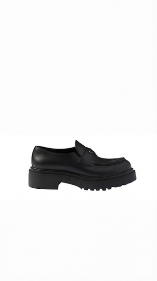 Prada Deri Metal Logolu Erkek Loafer