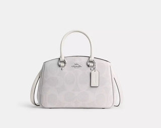 İmzalı Kanvastan Beyaz Taşıma Çantası