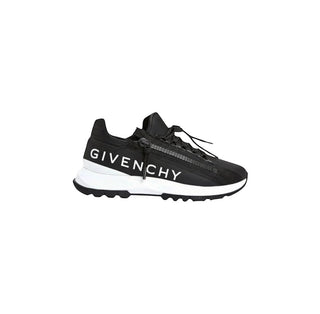 Planet Luxury Brands Givenchy Spectre erkek sneaker, siyah çok katmanlı dış yüzey ve beyaz kalın taban detaylı tasarım