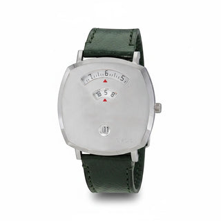 Planet Luxury Brands imzalı, gümüş paslanmaz çelik kasalı, yeşil deri kayışlı ve döner diskli minimalist Gucci quartz saat.