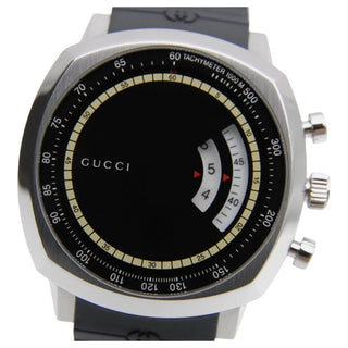 Planet Luxury Brands Gucci siyah kadranlı, paslanmaz çelik kasalı ve kauçuk kayışlı minimalist quartz kol saati