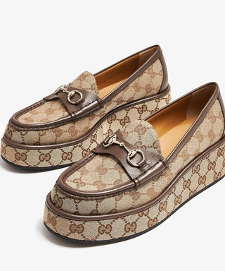 Planet Luxury Brands kahverengi monogram desenli, metal horsebit tokalı ve kalın dolgu tabanlı kadın loafer ayakkabı