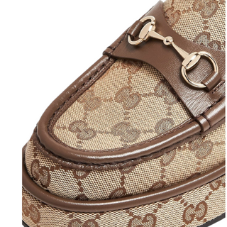 Planet Luxury Brands kahverengi metal tokalı ve monogram desenli dolgu topuklu loafer ayakkabı