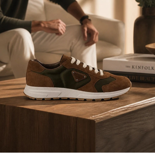 Planet Luxury Brands kahverengi süet ve Re-Nylon detaylı, beyaz tabanlı şık erkek sneaker modeli