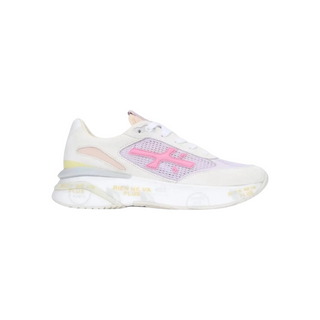 Planet Luxury Brands imzalı, krem rengi süet ve file detaylı, pembe logolu, kalın tabanlı Premiata Moerun kadın sneaker