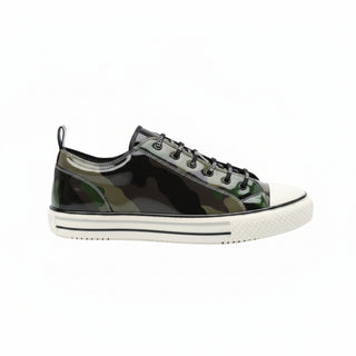 Planet Luxury Brands yeşil parlak kamuflaj desenli, yan tarafında VLTN logolu ve kauçuk tabanlı erkek sneaker