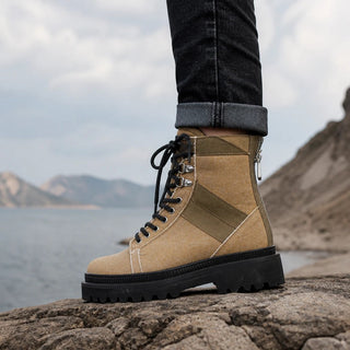 Planet Luxury Brands yeşil kanvas Ranger erkek bot, arka fermuarlı, kalın tabanlı ve yuvarlak burunlu tasarım.